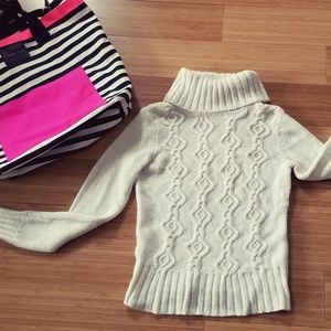 Ann Taylor LOFT Cable Knit Sweater